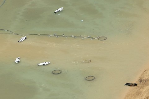 EXCLUSIVE: A downed ship and dead Storm Troopers and Rebels litter a near by lake as filming for Star Wars Rogue One gets underway. Felicity Jones, Donnie Yen, Jonathan Aris, Diego Luna can be seen in costume. Photos taken on September 9th 2015 Ref: SPL1119655 150915 EXCLUSIVE Picture by: James Jenkins / Splash News Splash News and Pictures Los Angeles:310-821-2666 New York:212-619-2666 London:870-934-2666 photodesk@splashnews.com