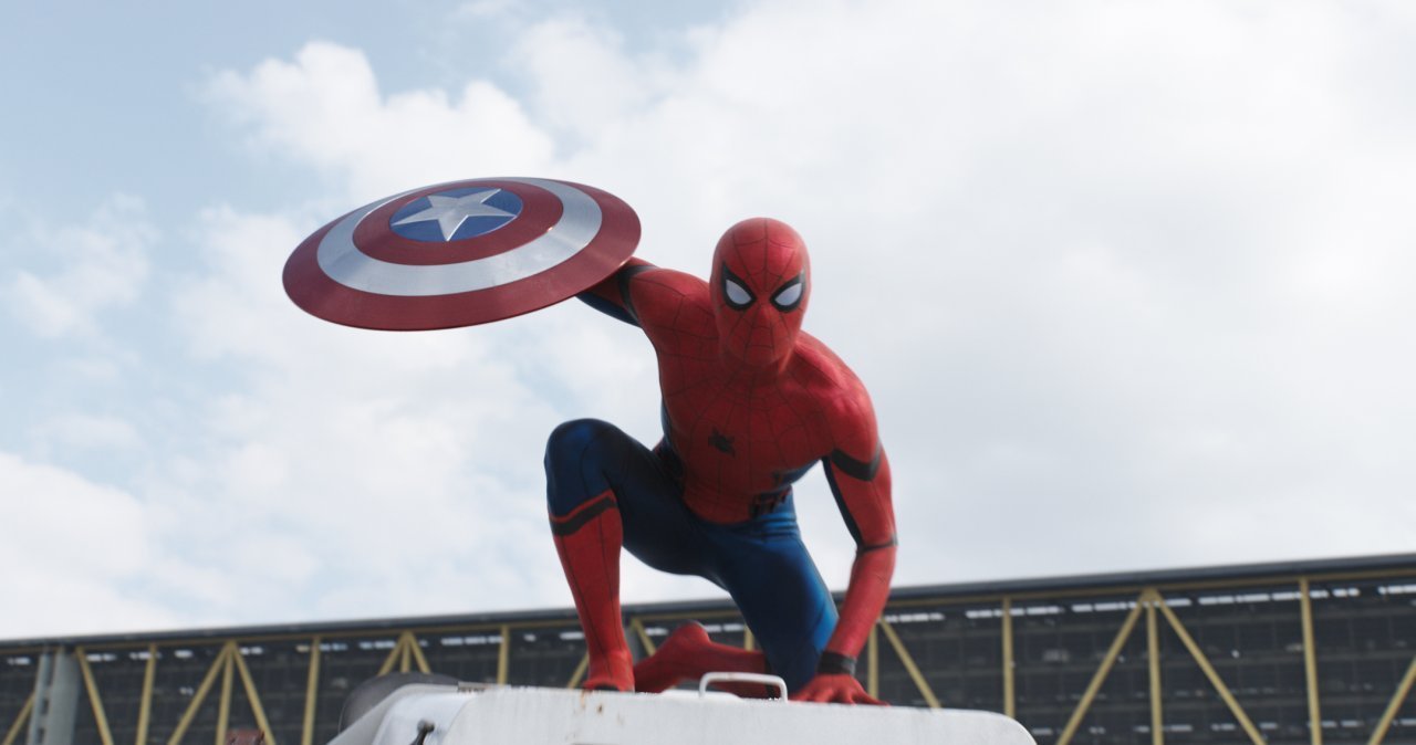 Gigantesco!! El trailer de Capitán América 3 Civil War, nos trae una gran sorpresa… mirad al nuevo Spiderman